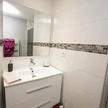 D'hotes Des Lys Bed & Breakfast