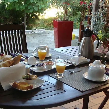 Chambre D'hotes Des Lys Bed & Breakfast *
